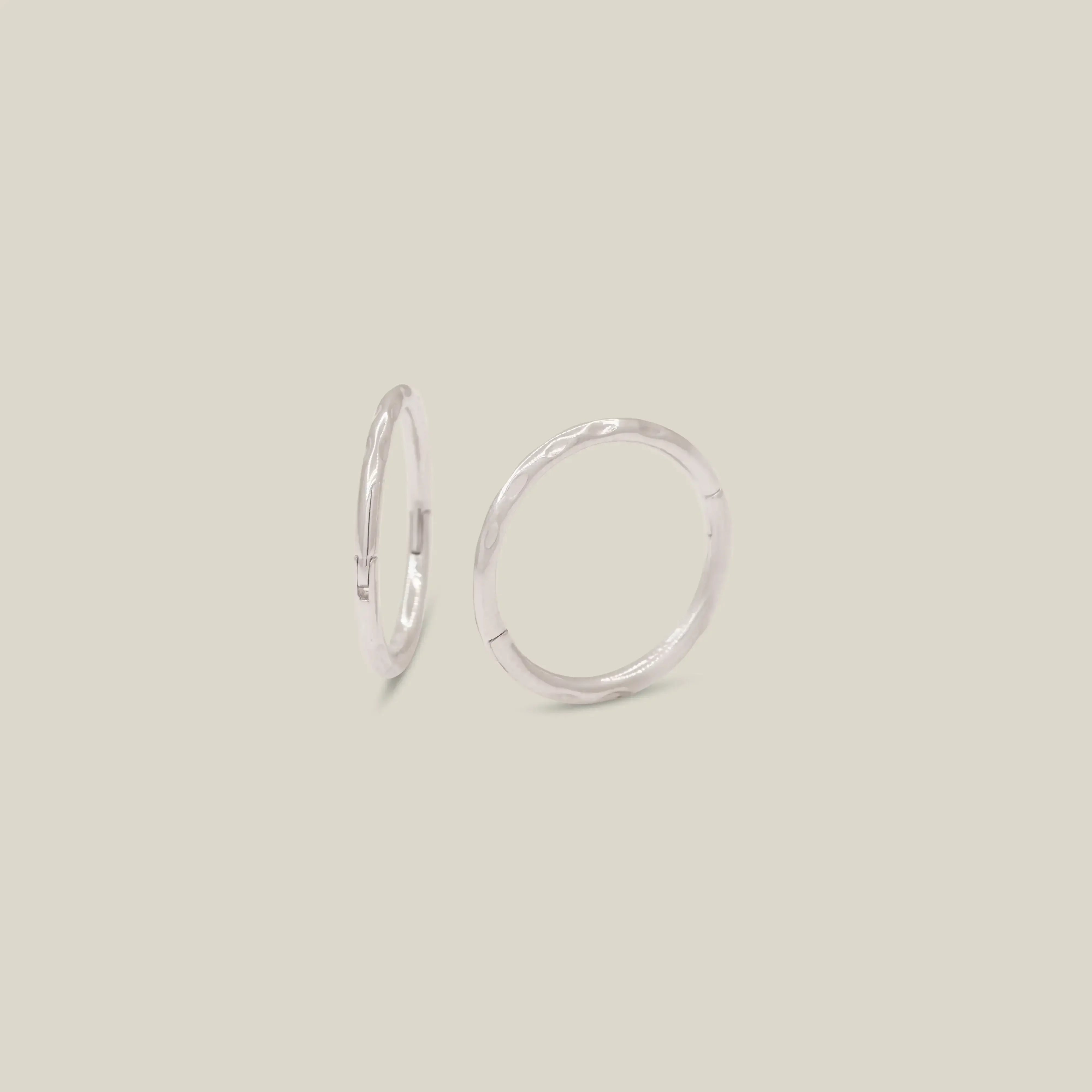 14K Solid Gold Hammered Texture Hoops – Anygolds