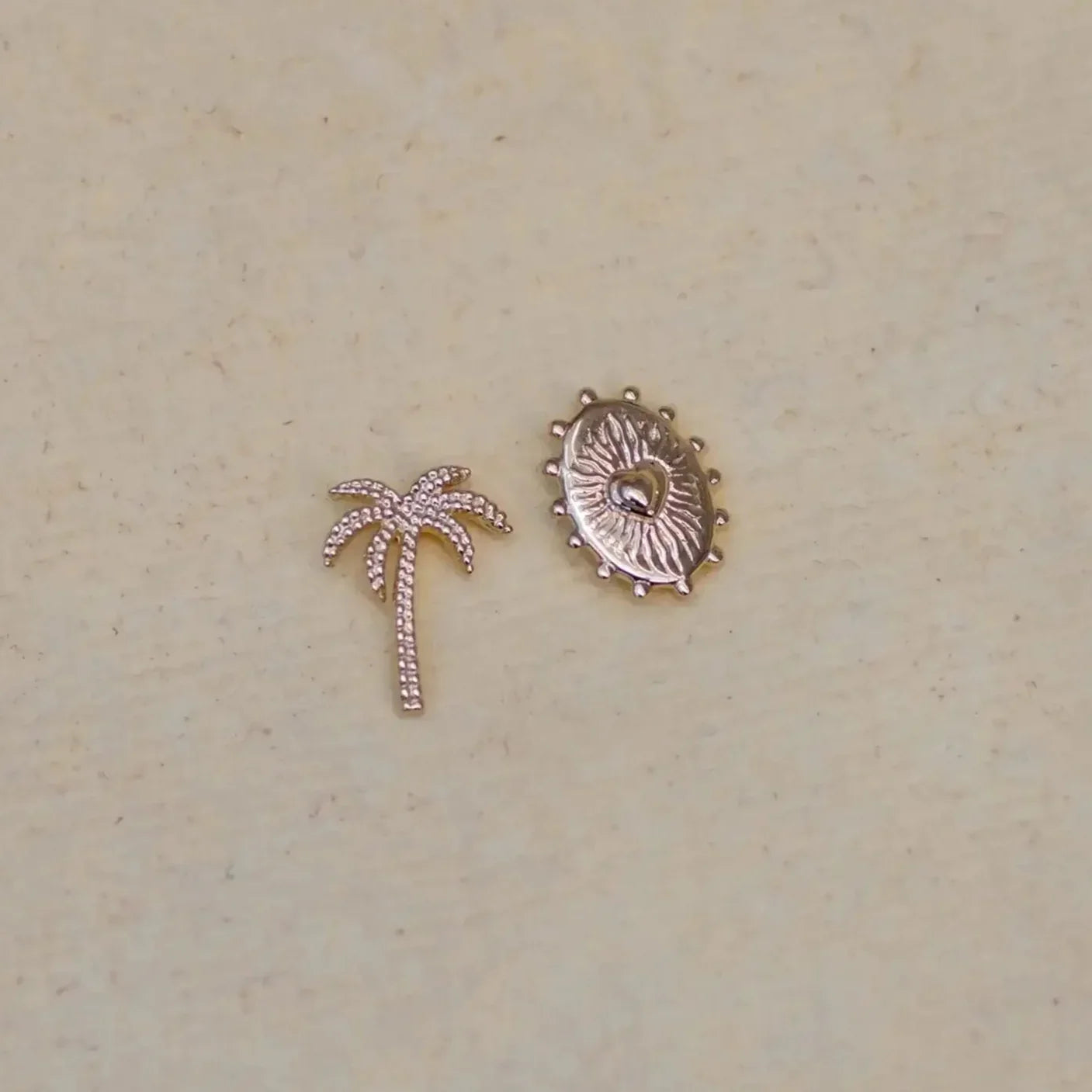 14K Solid Gold Palm Tree Stud – Anygolds