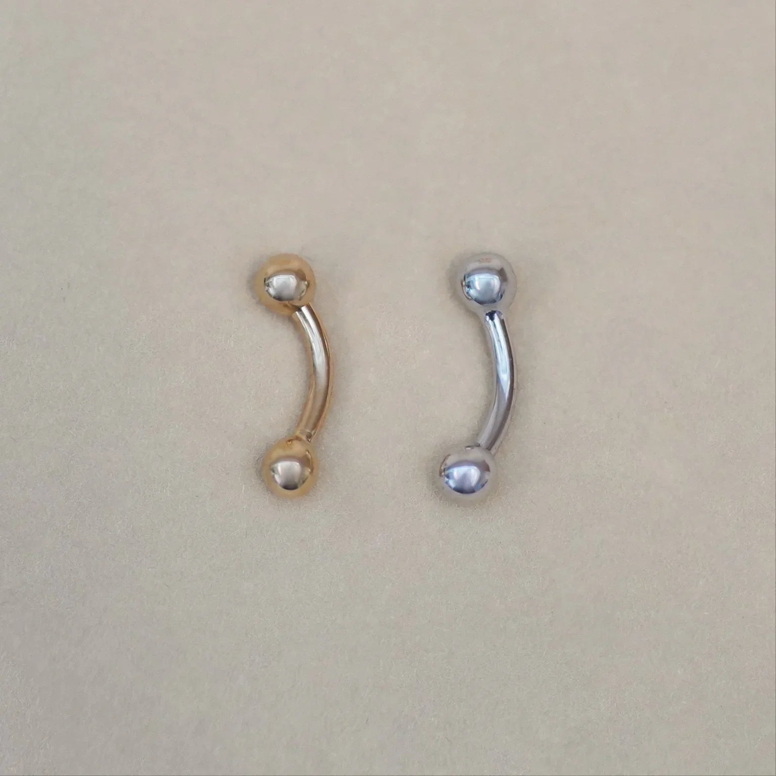 Plain Ball Curved Barbell - Anygolds
