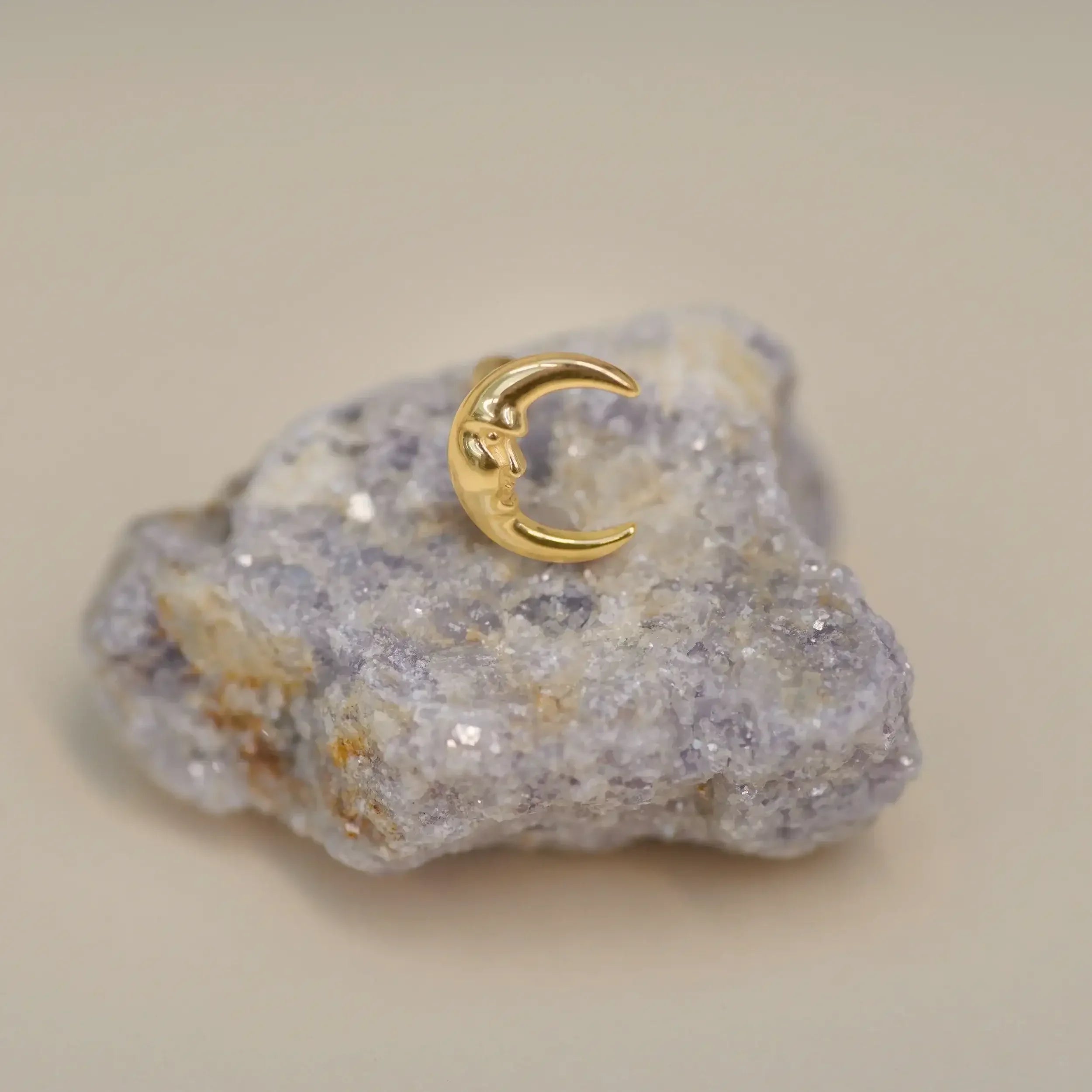 14K Solid Gold Crescent Moon Face Stud – Anygolds