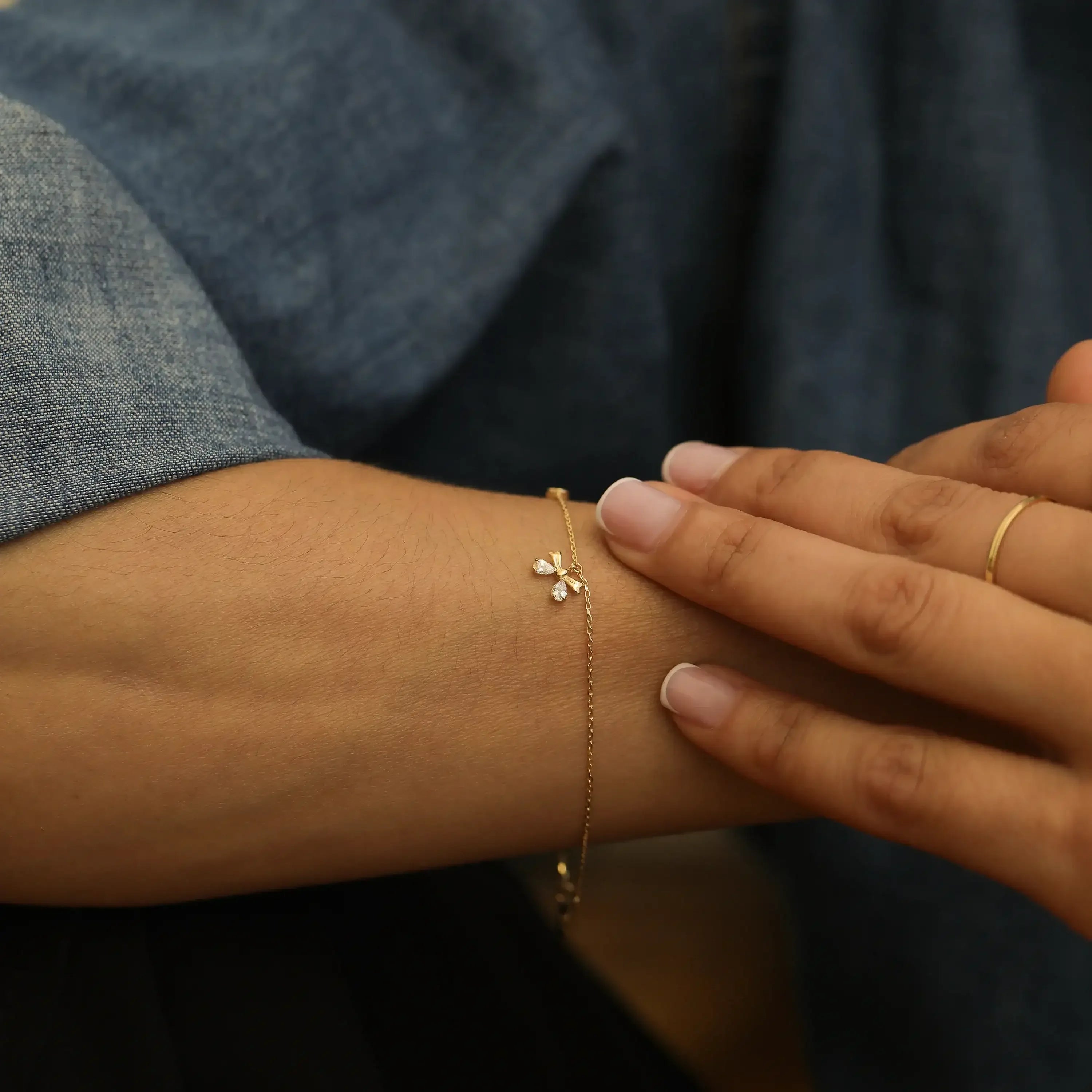 14K Solid Gold Bow & Round Stone Bracelet – Anygolds
