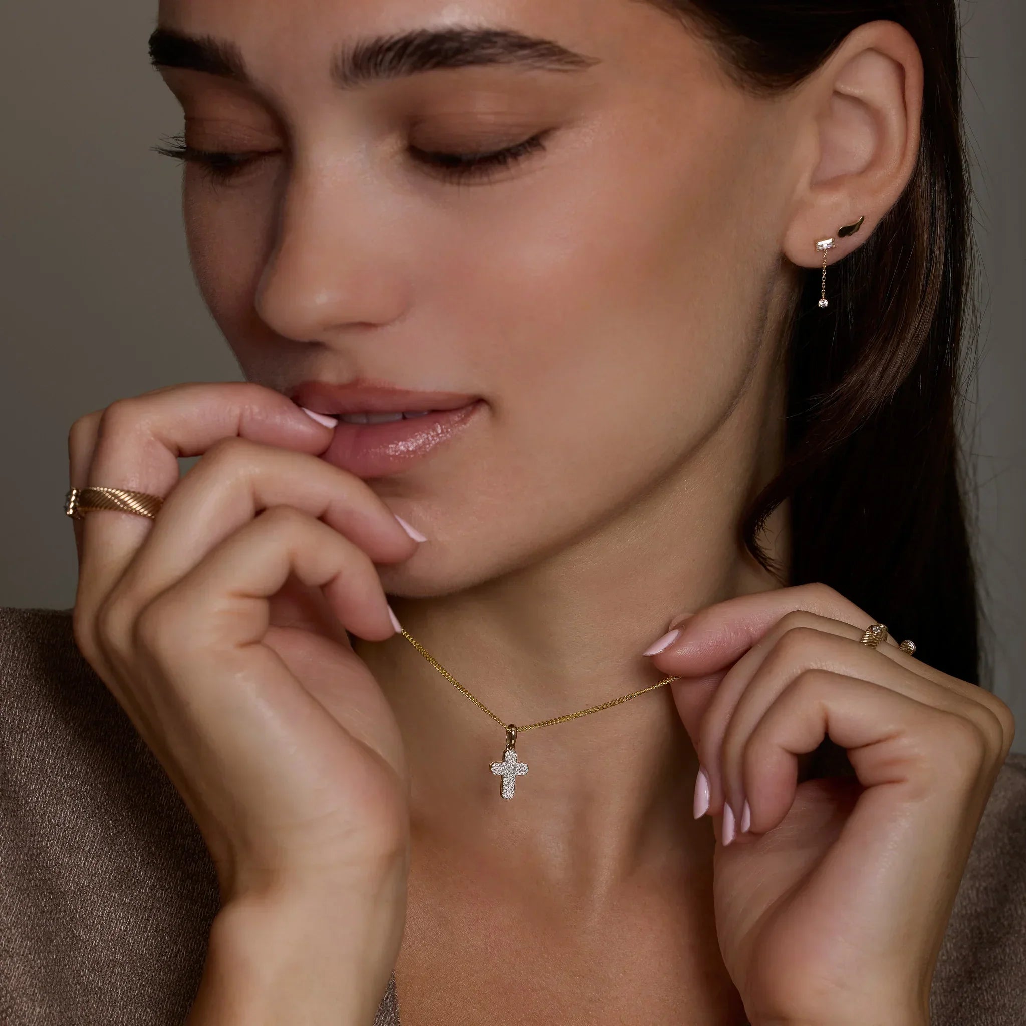14K Solid Gold Mini Angel Wing Stud Earrings – Anygolds