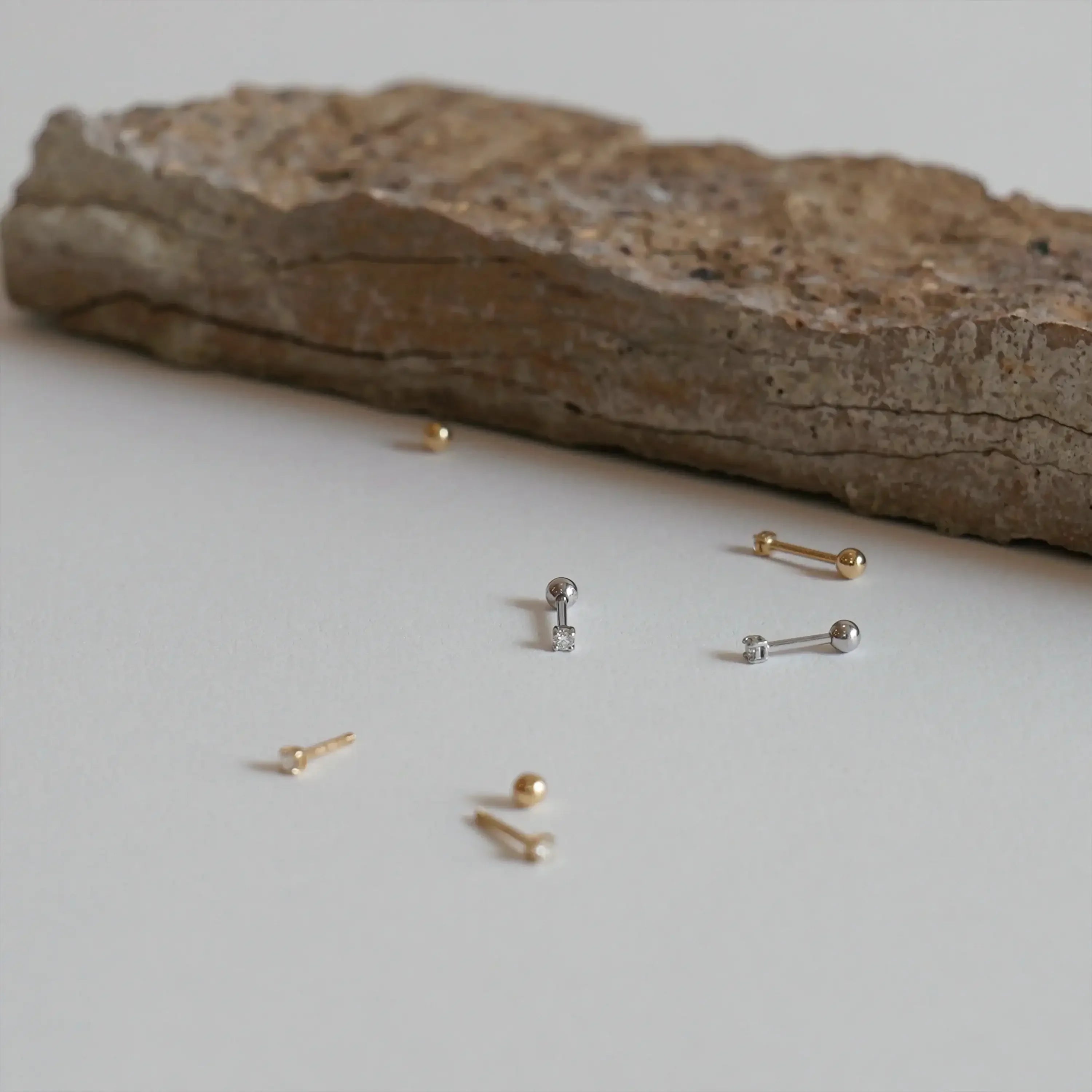14K Solid Gold Diamond Round Stud – Anygolds