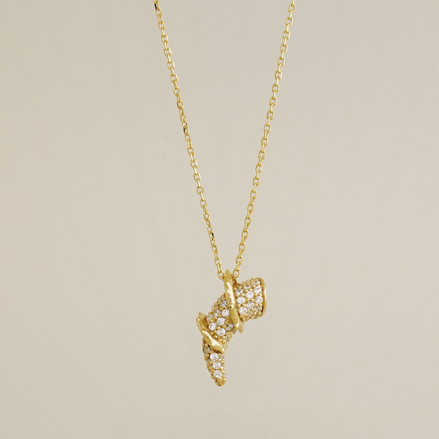 Horn Pendant Chain Necklace