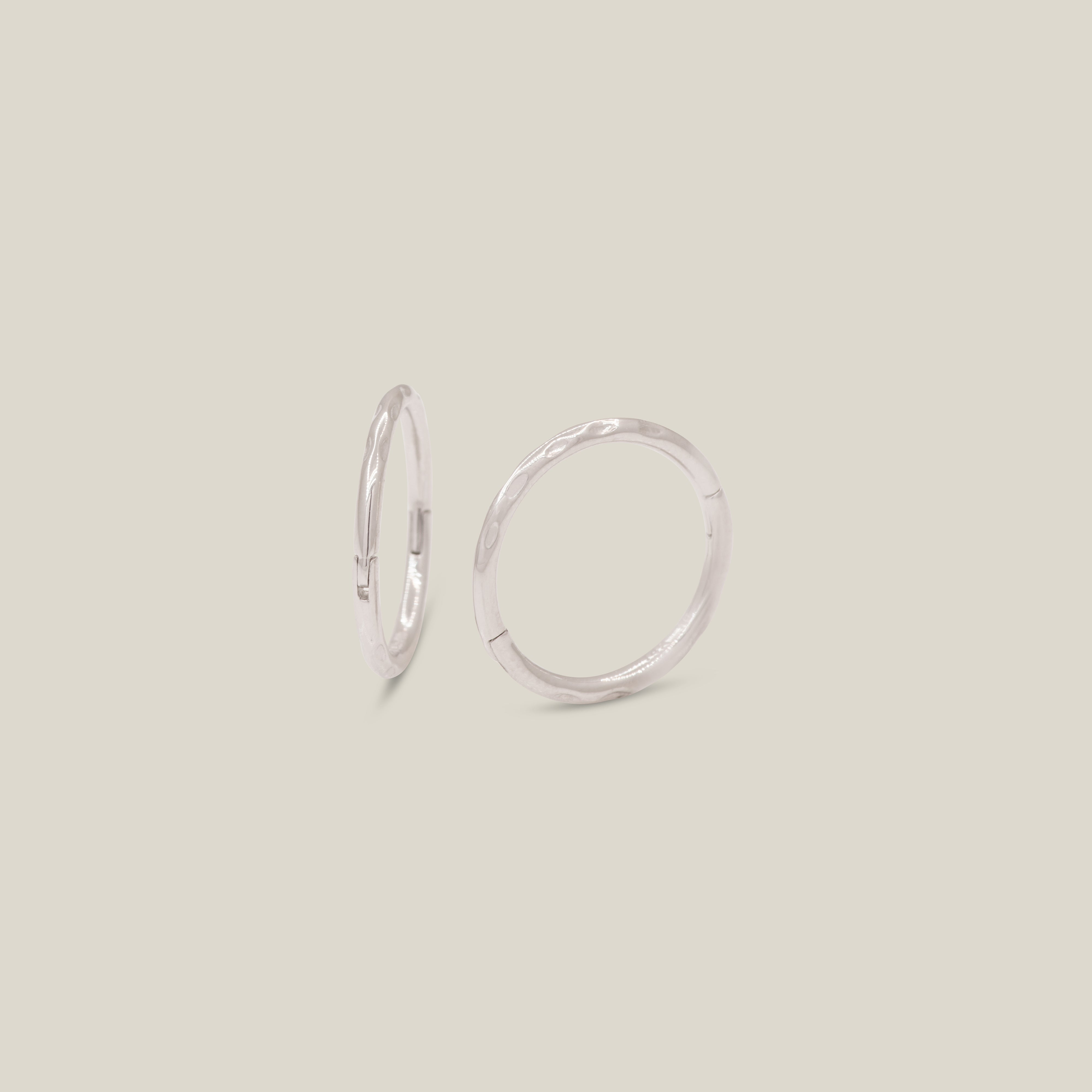 Hammered Texture Seamless Hoop Earrings 