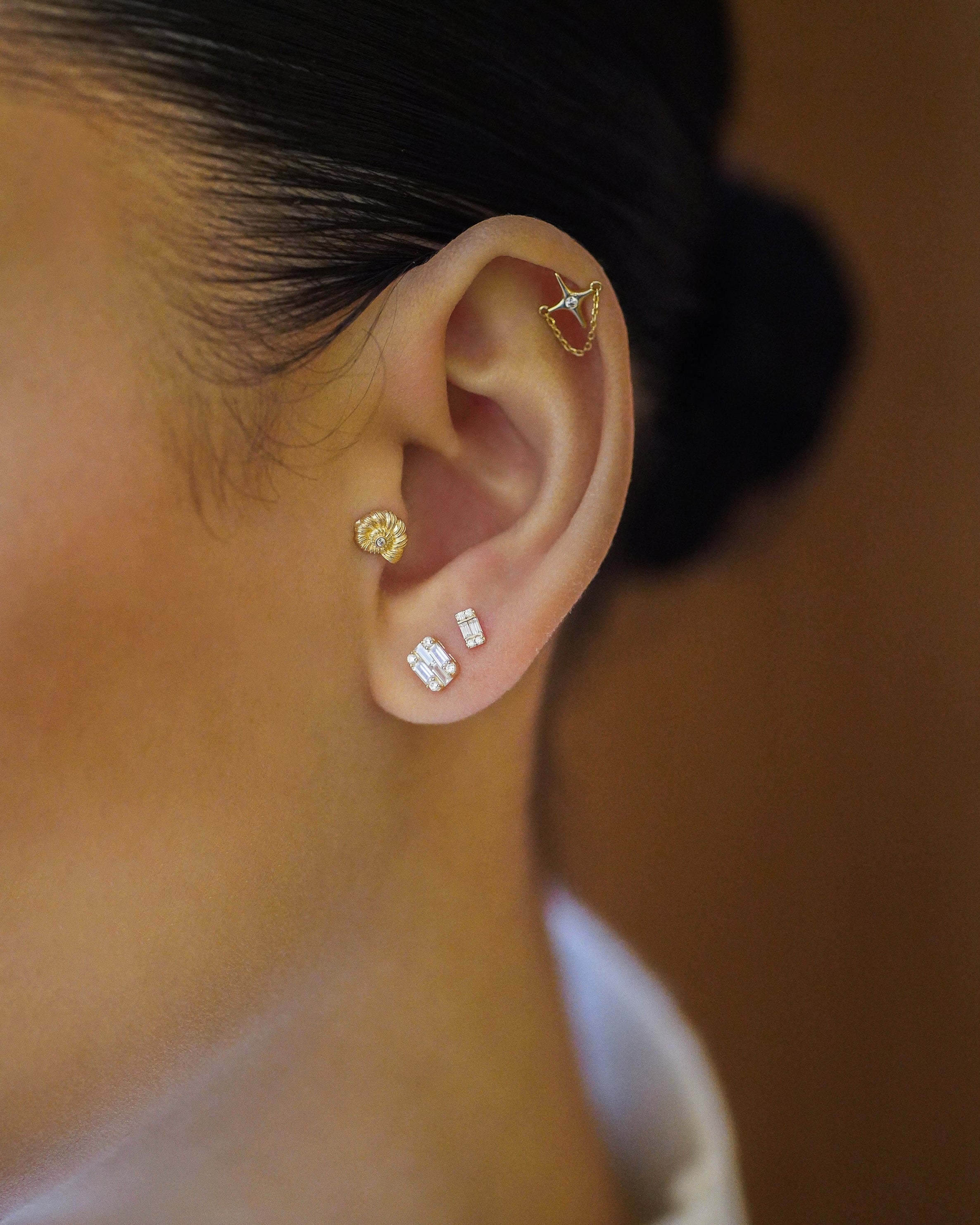 14K Molten Shell Stud Earring