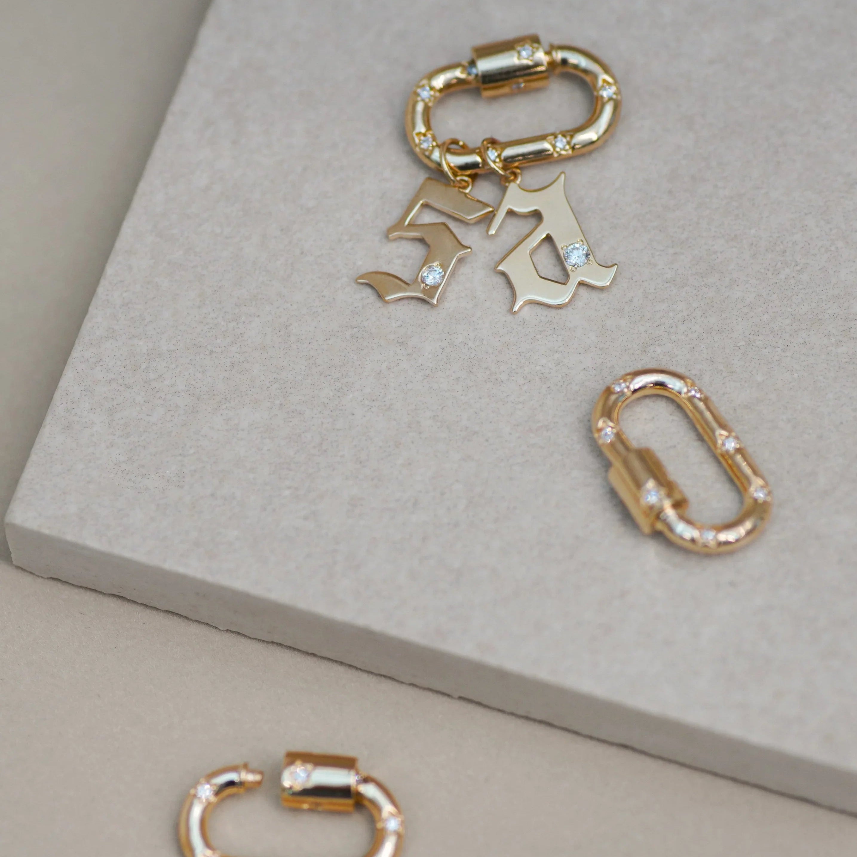 Diamond Oval Carabiner Screw Connector - Anygolds