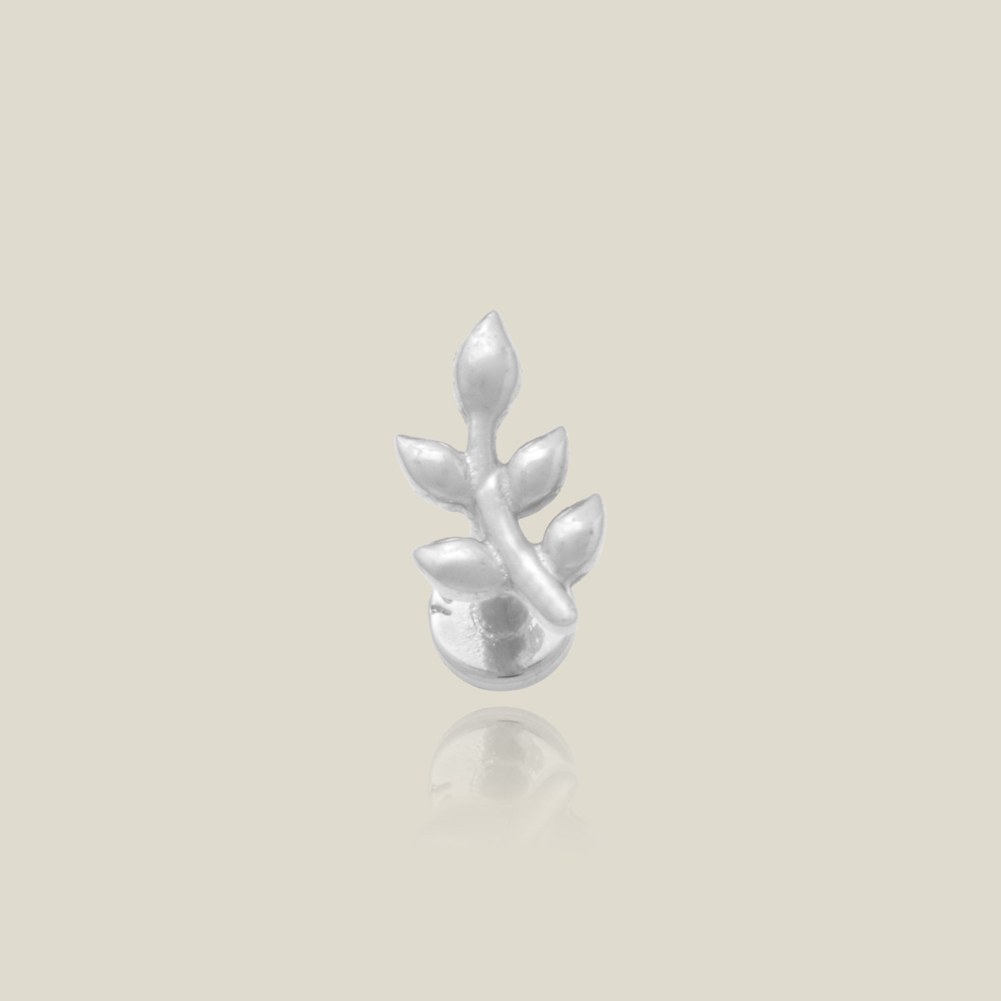 Mini Leaf Stud