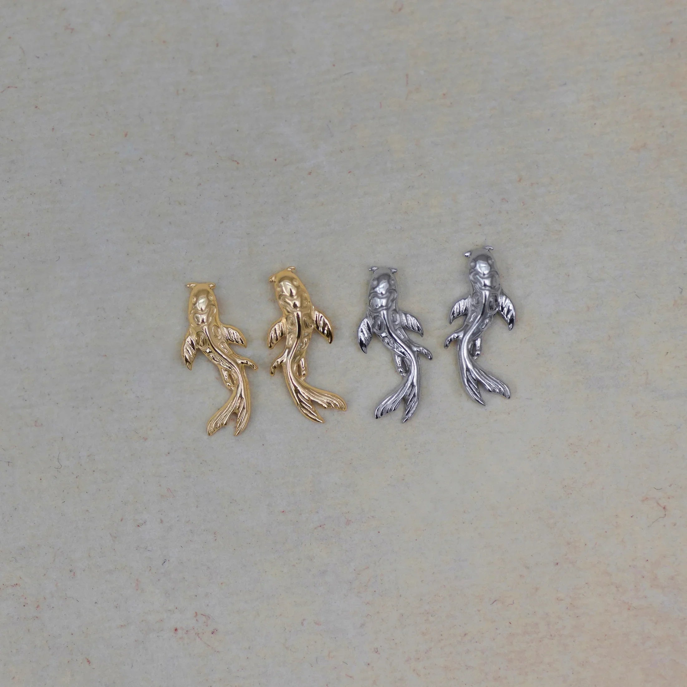 14K Solid Gold Curved Koi Fish Stud – Anygolds