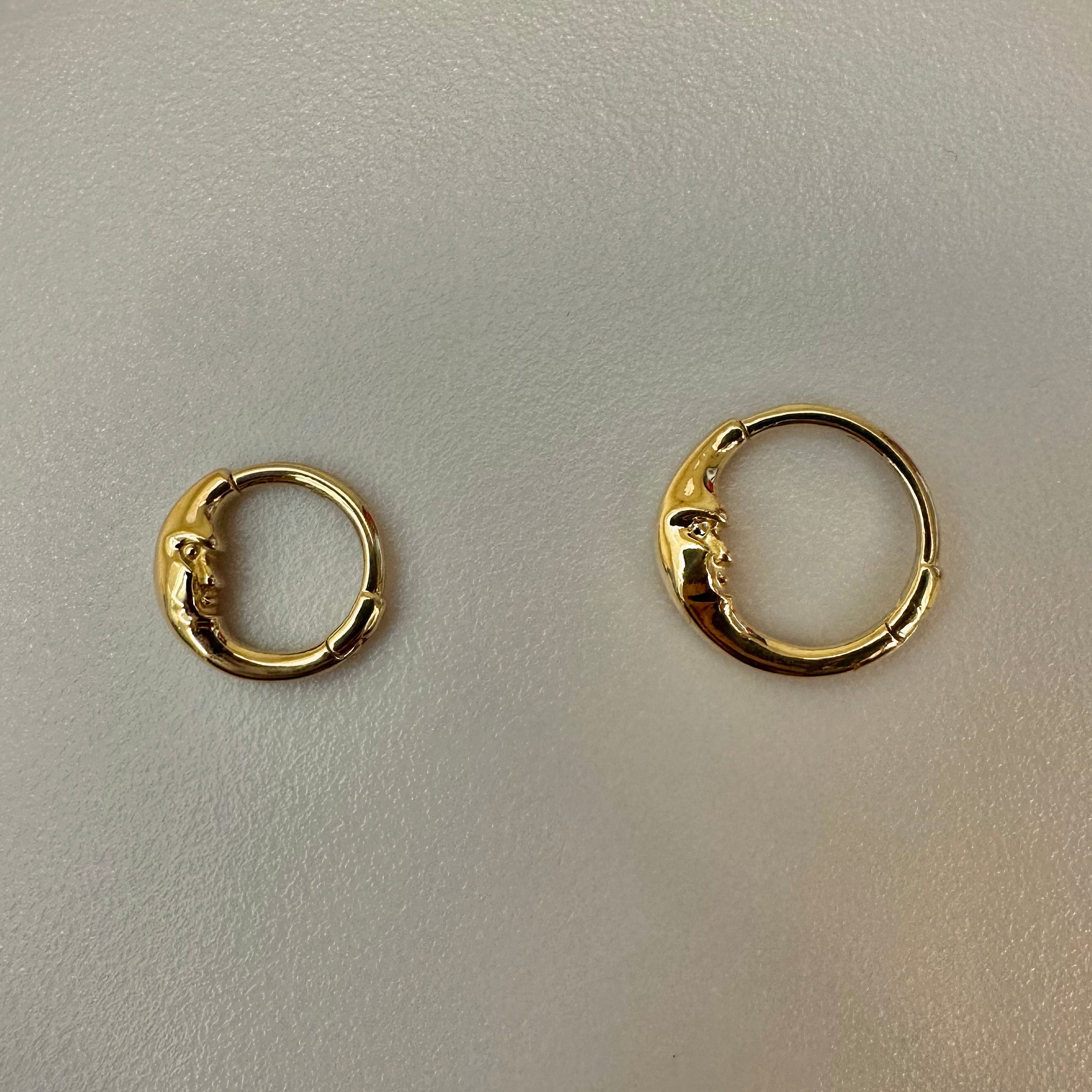 14K Solid Gold Crescent Moon Face Hoop Piercing (Daith & Septum) - Anygolds 