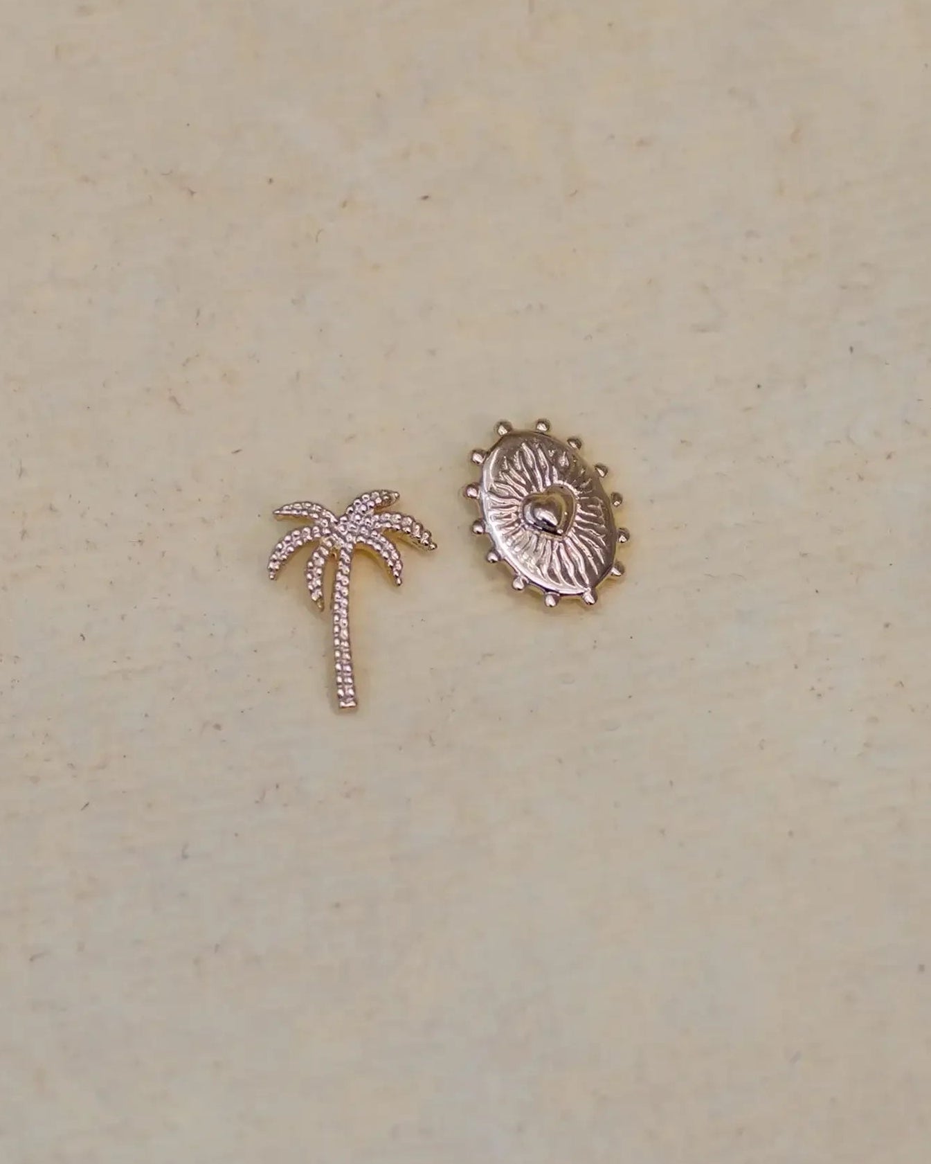 14K Solid Gold Radiant Heart Oval Stud – Anygolds