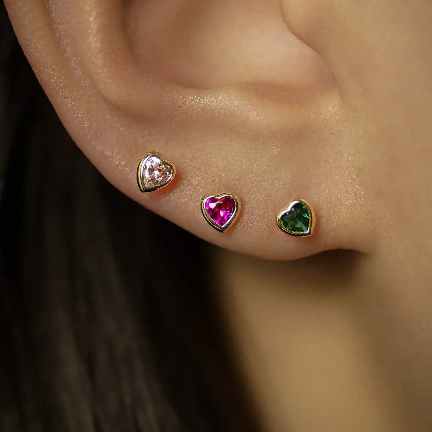 14K Solid Gold Bezel Heart Stud – Anygolds