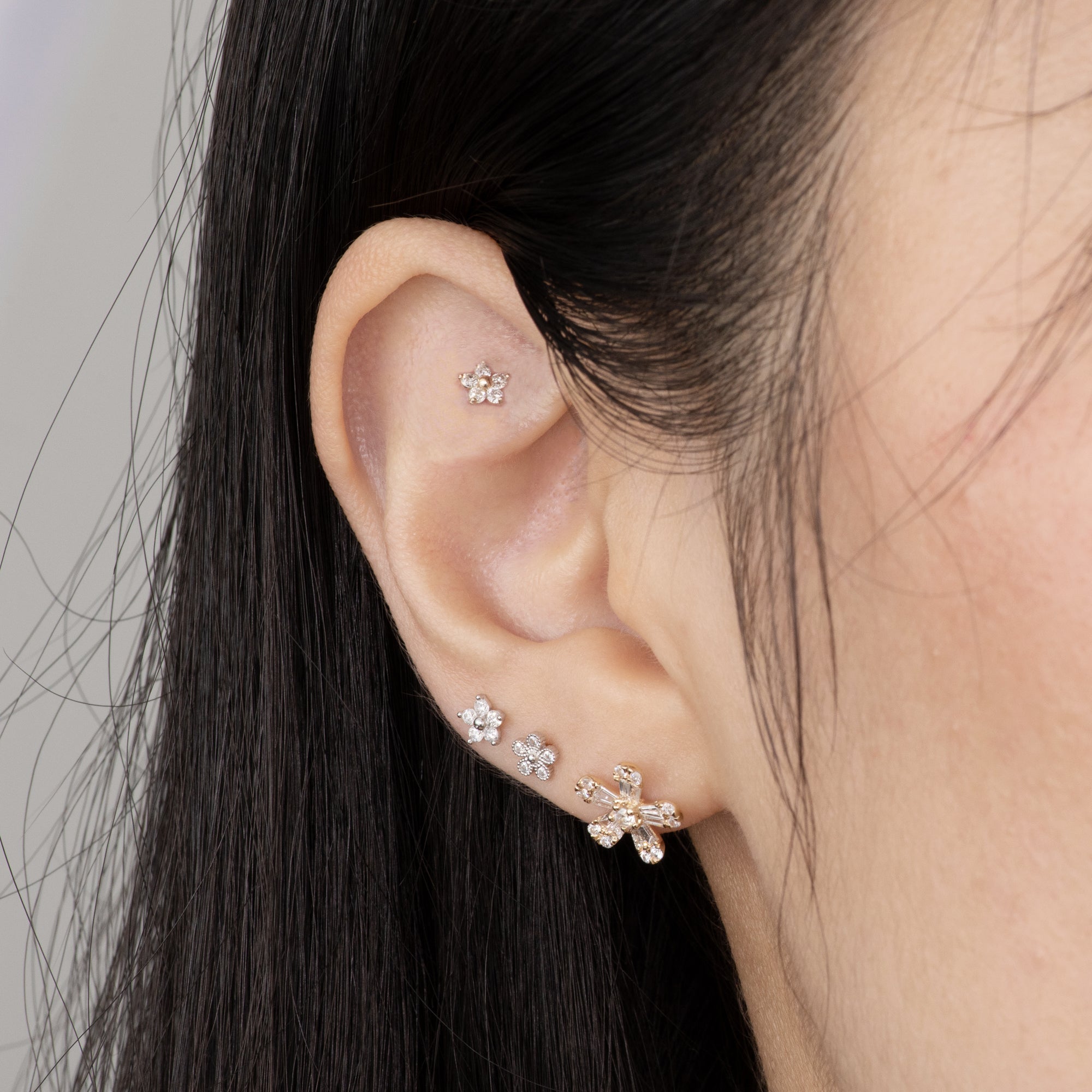Baguette & Round Brilliant Diamond Flower Stud Earrings