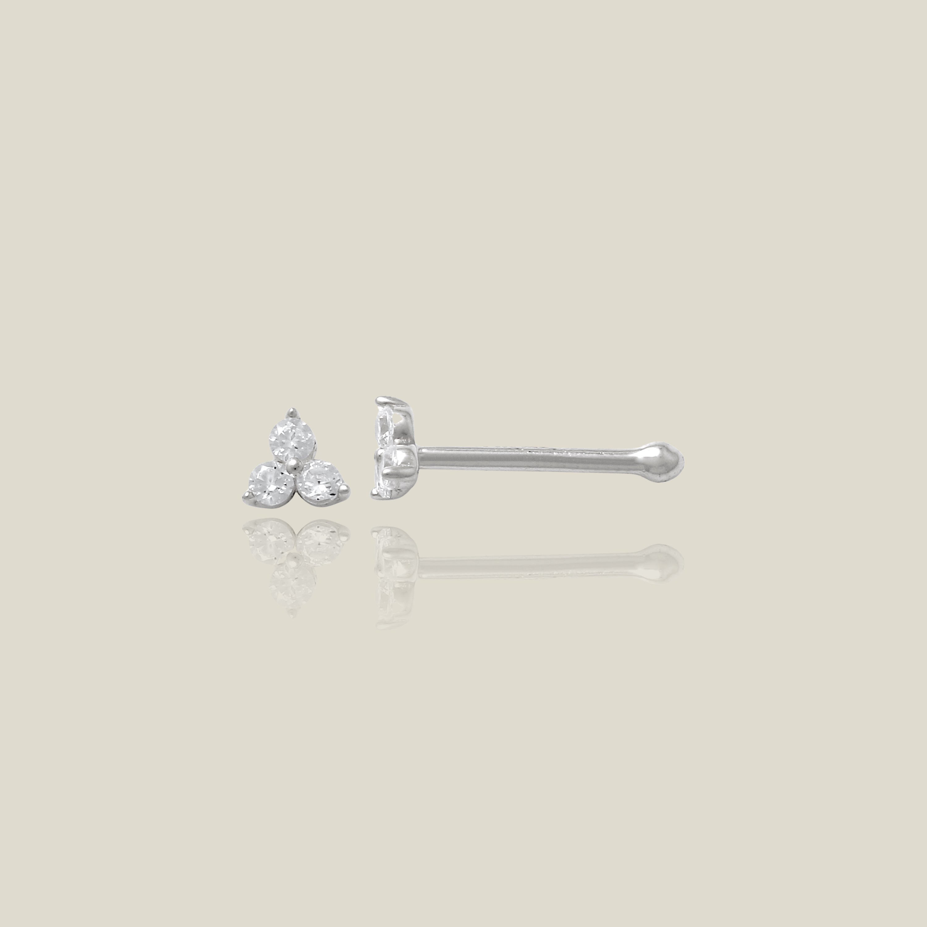 Piercing de hueso de nariz con diamantes Trinity