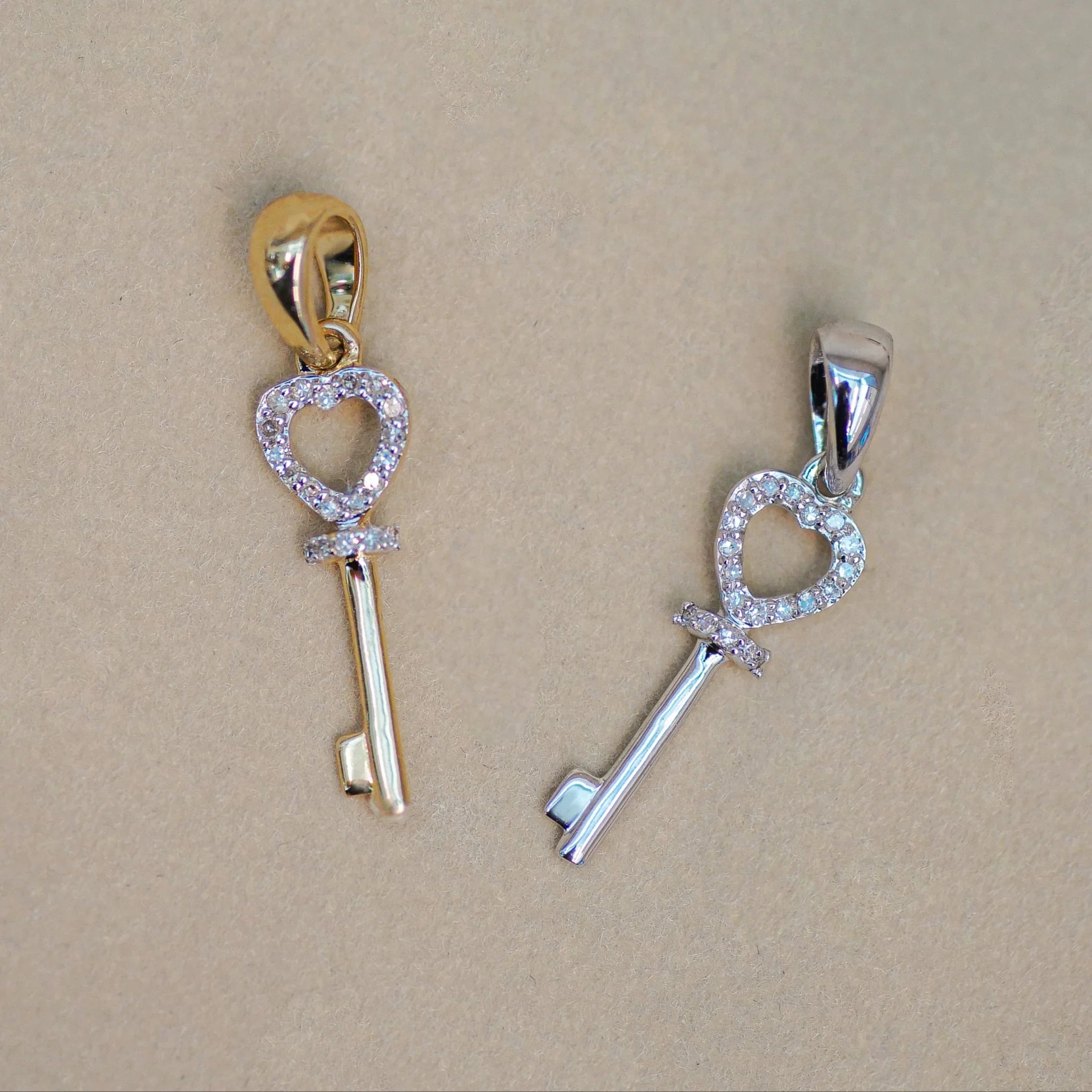 Diamond Open Heart & Key Pendant - Anygolds