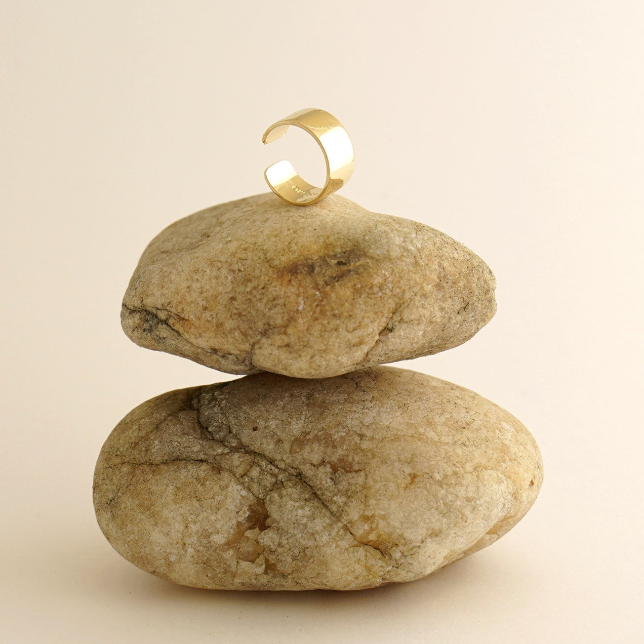 Essential Bold Ear Cuff - Anygolds